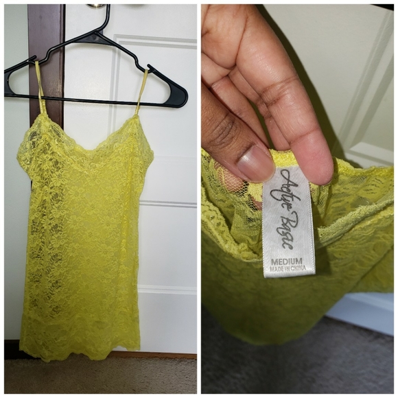 Lace lingerie - Picture 4 of 5